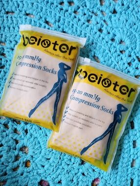 NWT 2 Packs Beister Compression Socks 15 - 20 mmHg